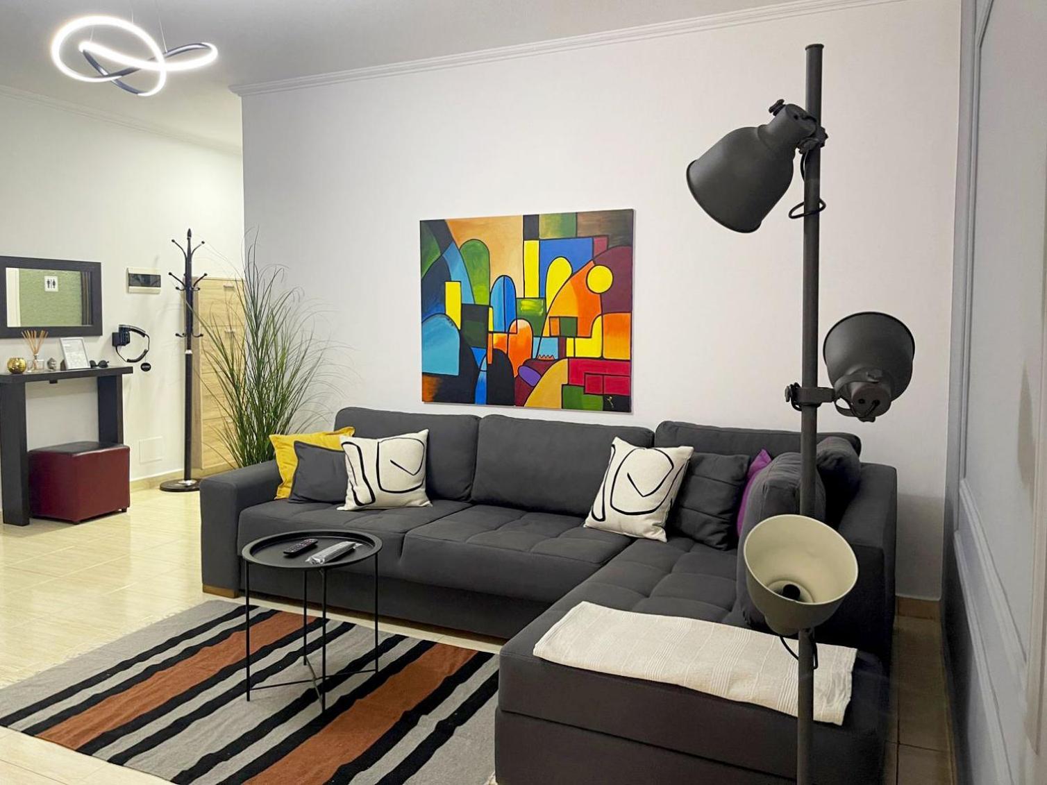 Maris Apartment Tirana Esterno foto